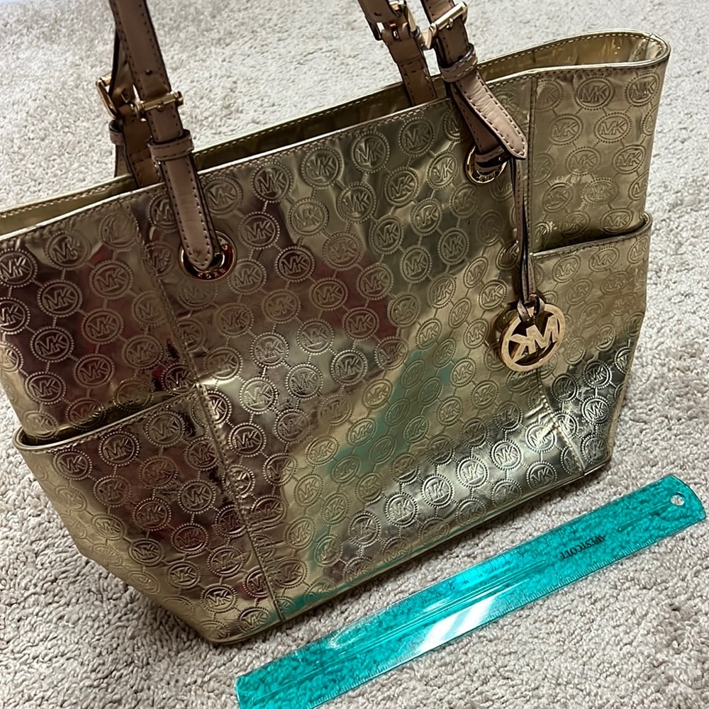 Authentic used Micheal Kors bag